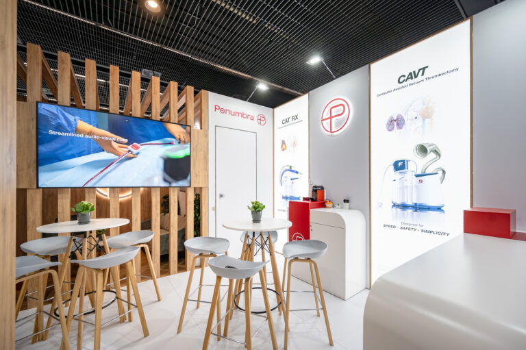 photo architecture événementielle aménagement de salon professionnel 24