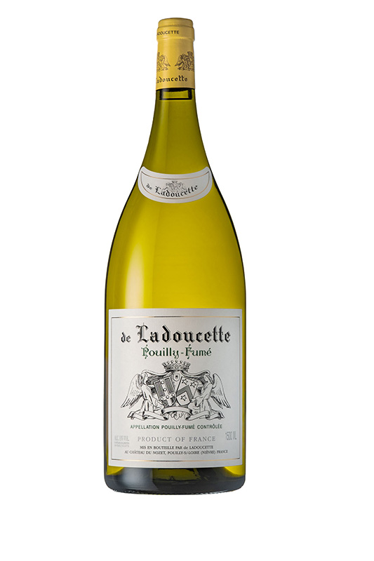 packshot vin fond blanc 2e après