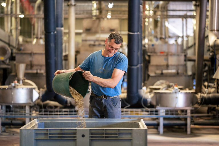 reportage photo domaine et distillerie Rozelieures 028