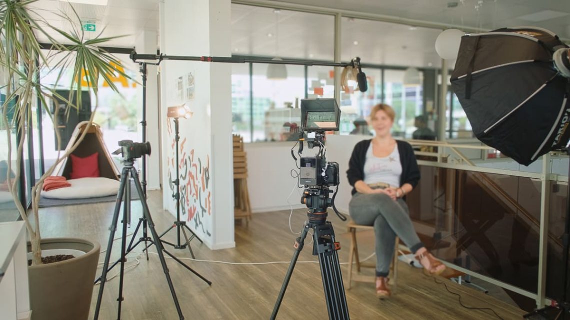 vidéaste entreprises paris, Réalisation d'interview vidéo métier